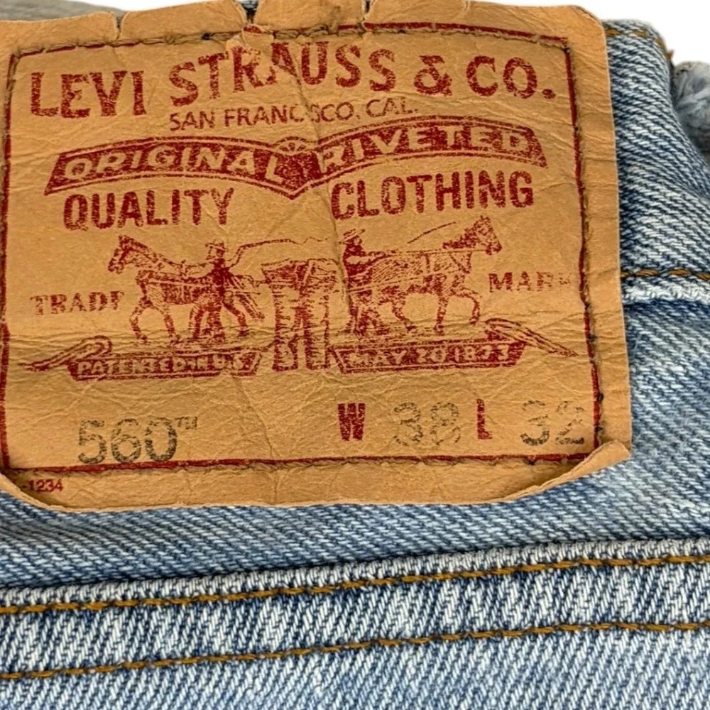 Levis levi 560